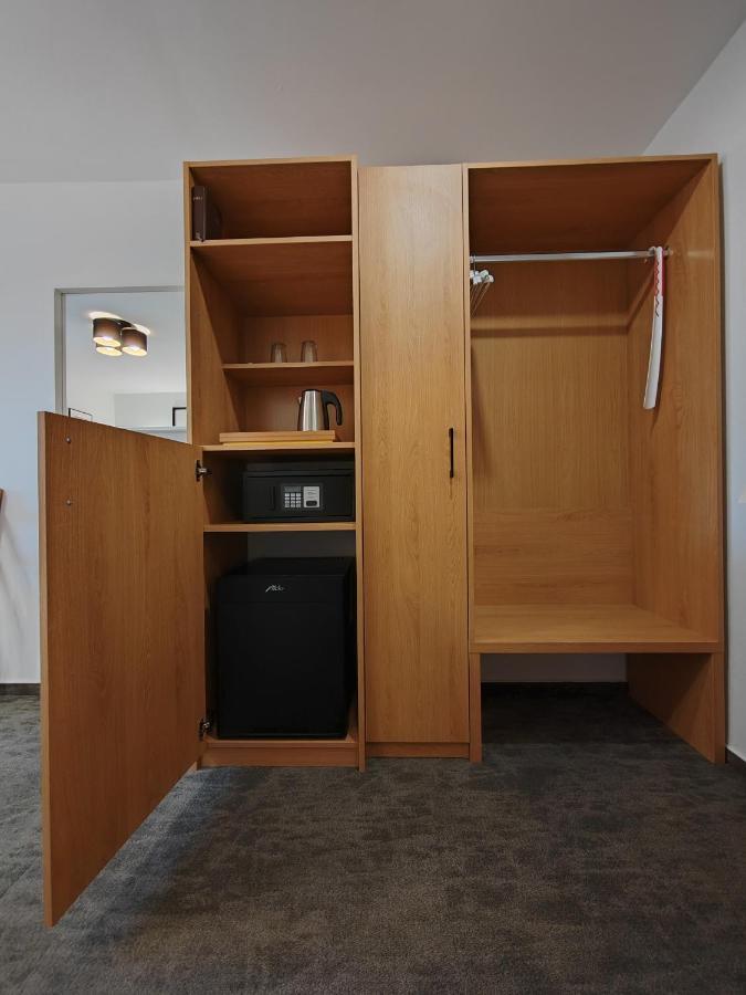 Hotel Anton Telc Ngoại thất bức ảnh
