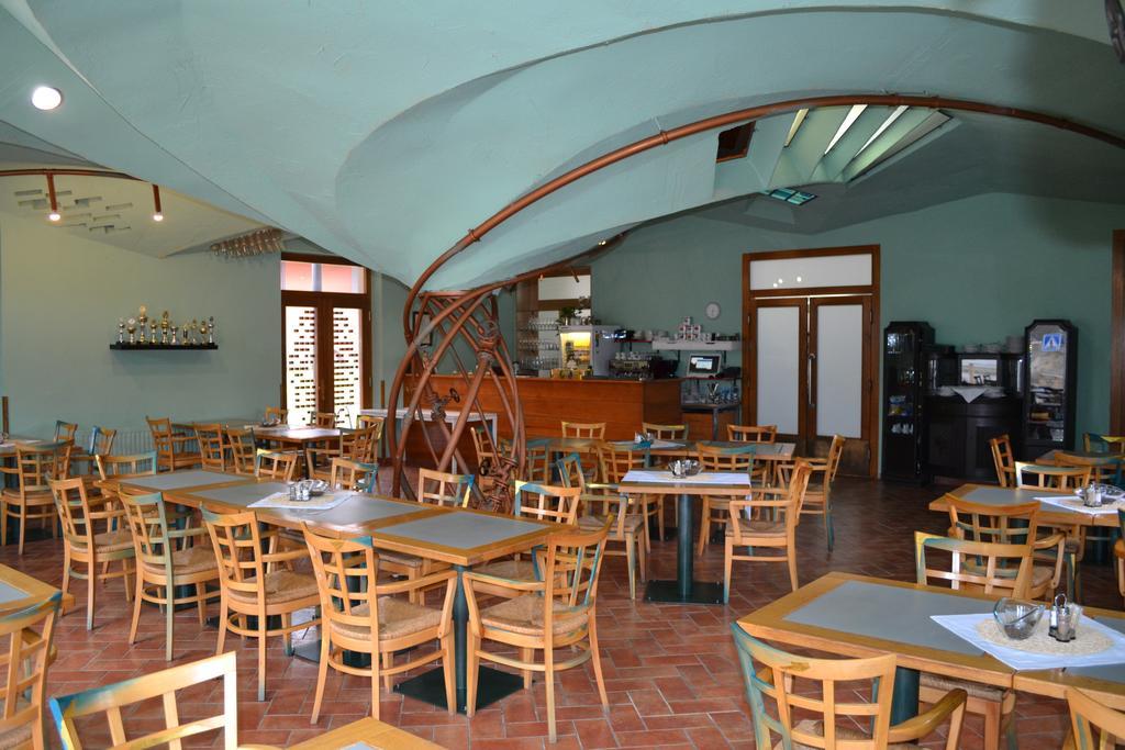 Hotel Anton Telc Ngoại thất bức ảnh