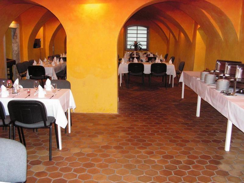 Hotel Anton Telc Ngoại thất bức ảnh