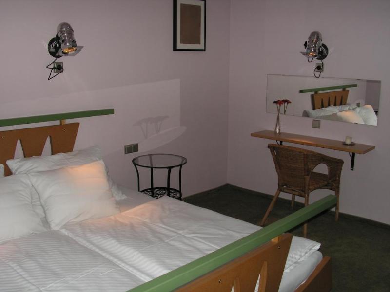 Hotel Anton Telc Ngoại thất bức ảnh