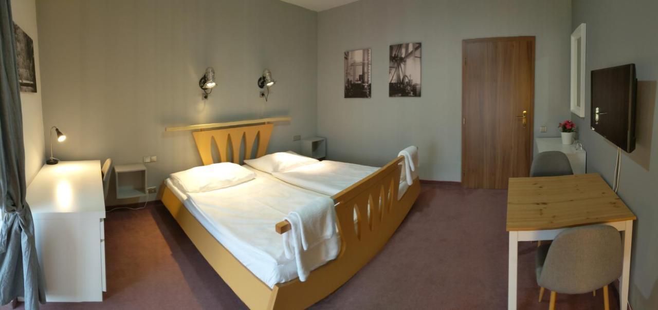 Hotel Anton Telc Ngoại thất bức ảnh